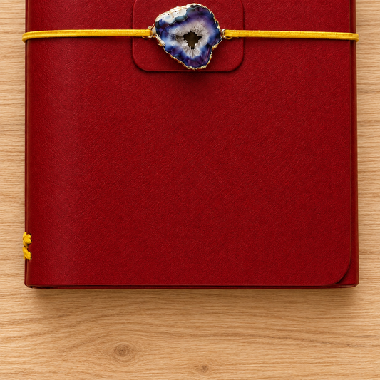 Handmade Leather Trifold Journal — Full-Grain Italian Leather, Refillable